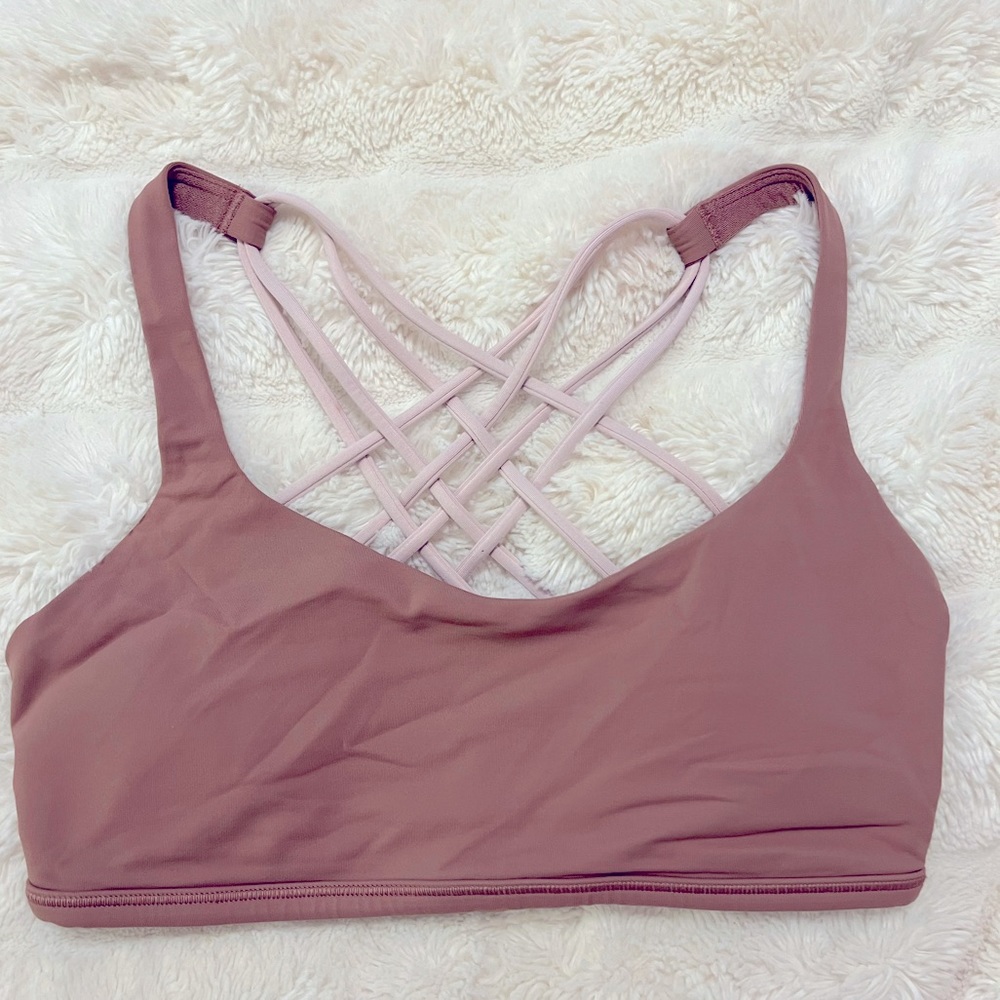 LULULEMON Free to Be Bra